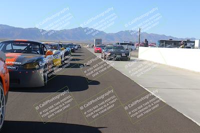 media/Nov-19-2022-Speed Ventures (Sat) [[eb5c8f9508]]/Around the Pits/Pre Grid Race Group/